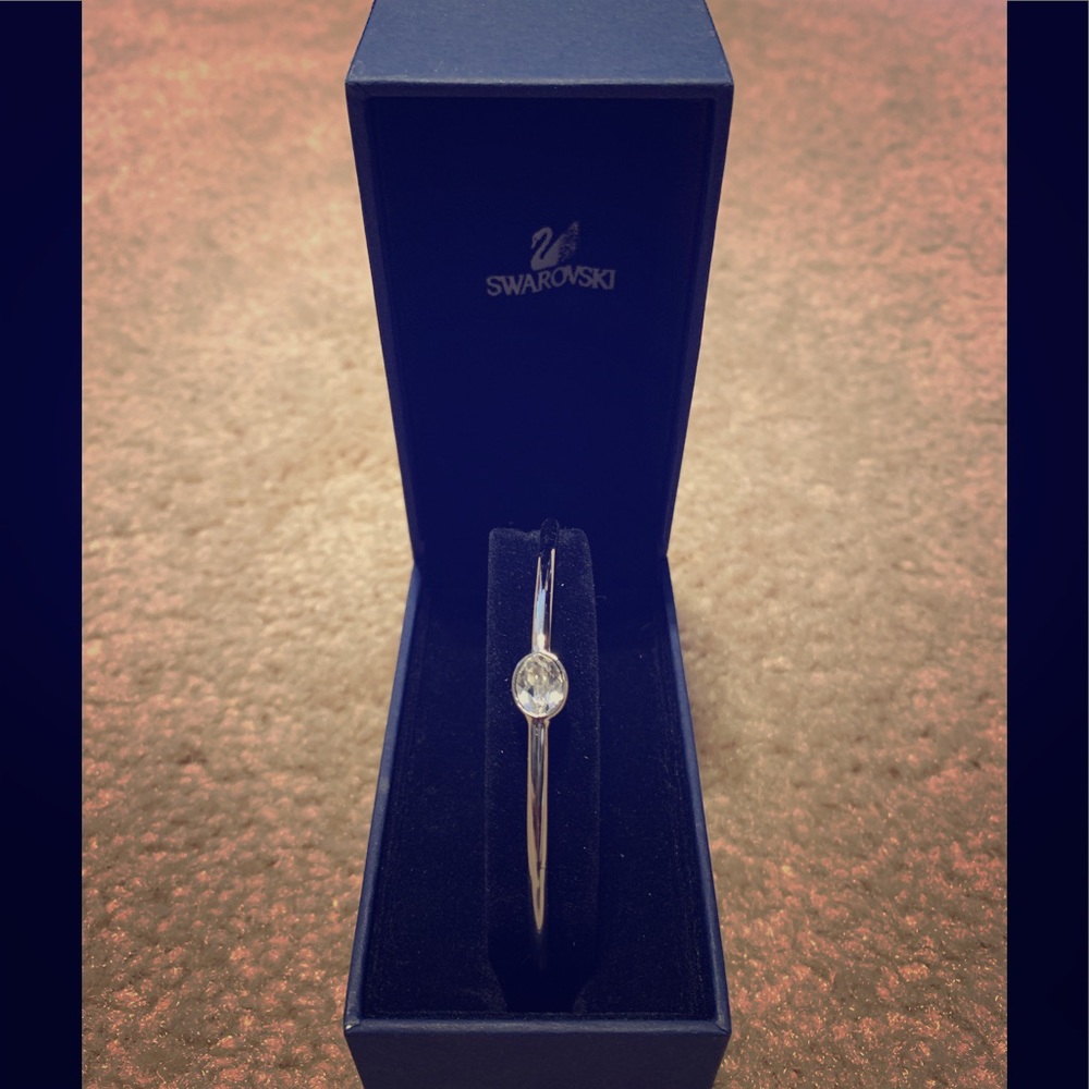 Swarvorski Crystal bracelet.